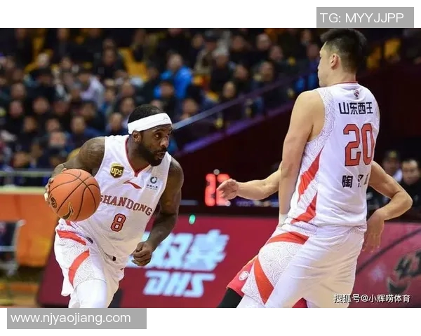 广州足球队在世界锦标赛积分榜上以74分稳居第一名展现强劲实力